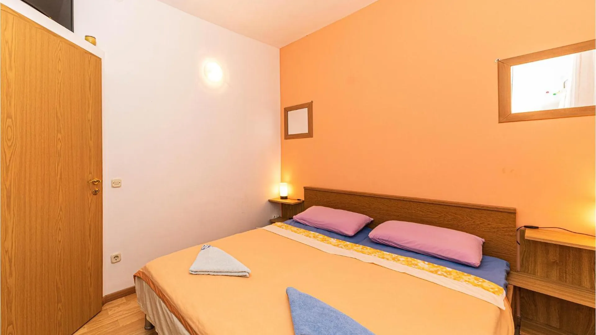 بيت للعطل Gorgeous Home In Seget Donji With Wifi تروغير كرواتيا